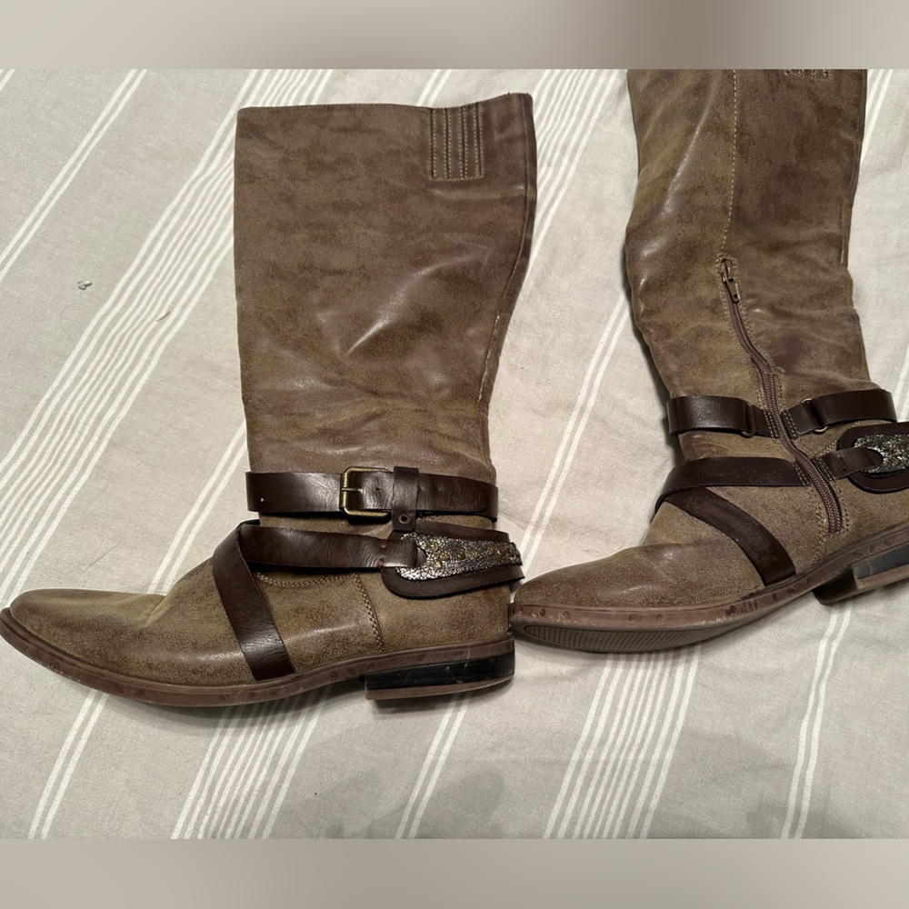 Boots